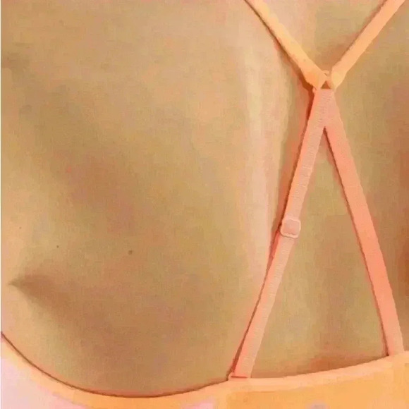 Lululemon  Surya Tank
Bleached Coral / Pop Orange - Picture 2 of 5